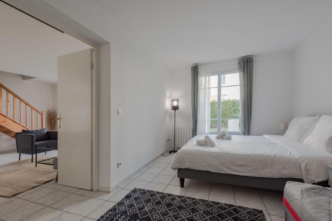 Guest House Next To Disneyland And Paris Bmyguest Magny-le-Hongre Exteriér fotografie